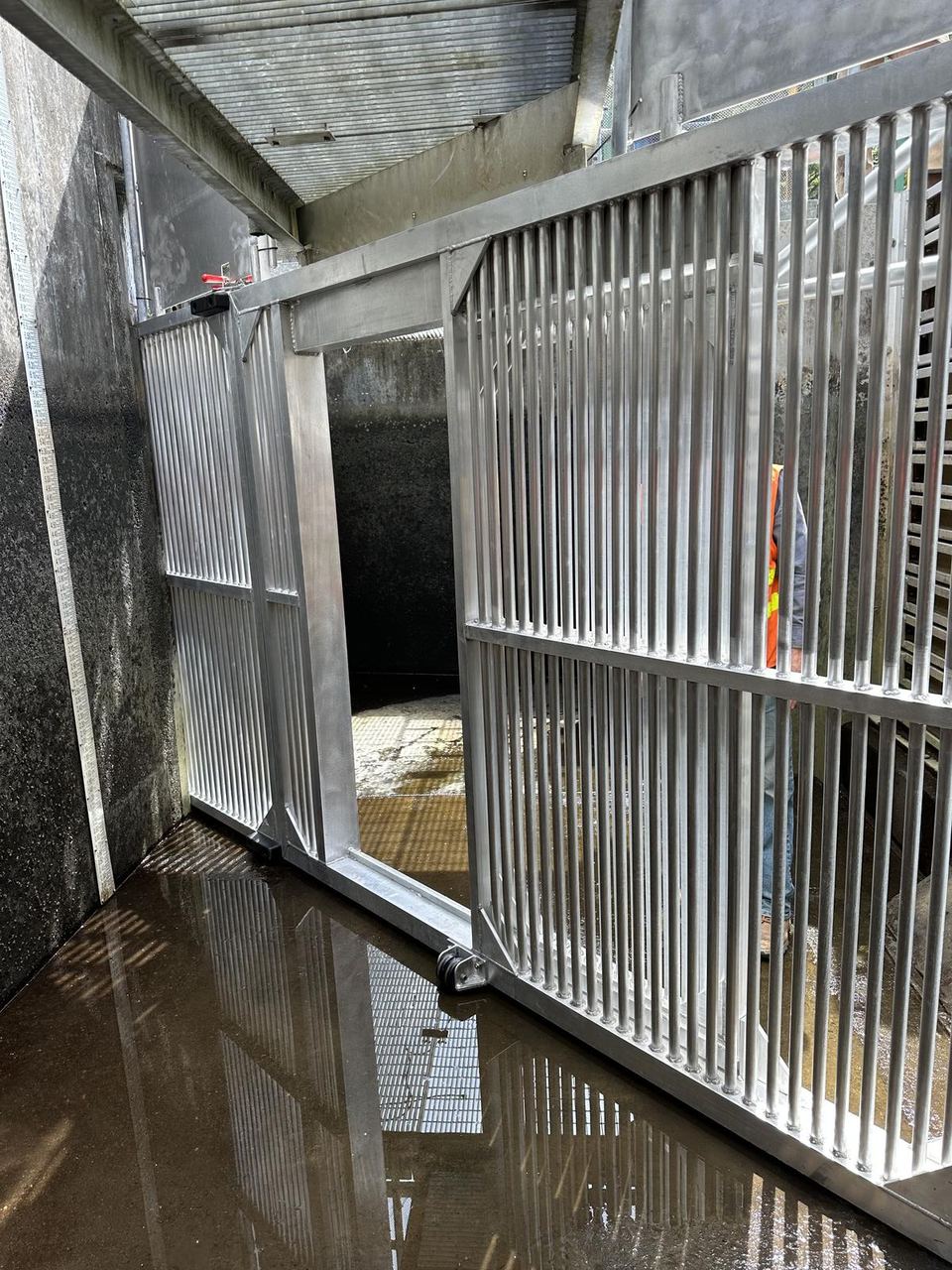 Bar screens in service
